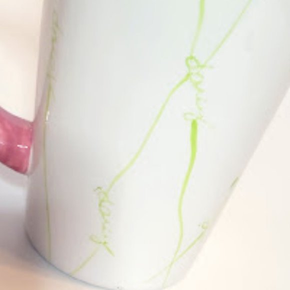 OVERSIZED PINK DAISY MUG WITH PINK HANDLE AND GREEN VINES SPELLING OUT "DAISY" - Picture 3 of 6